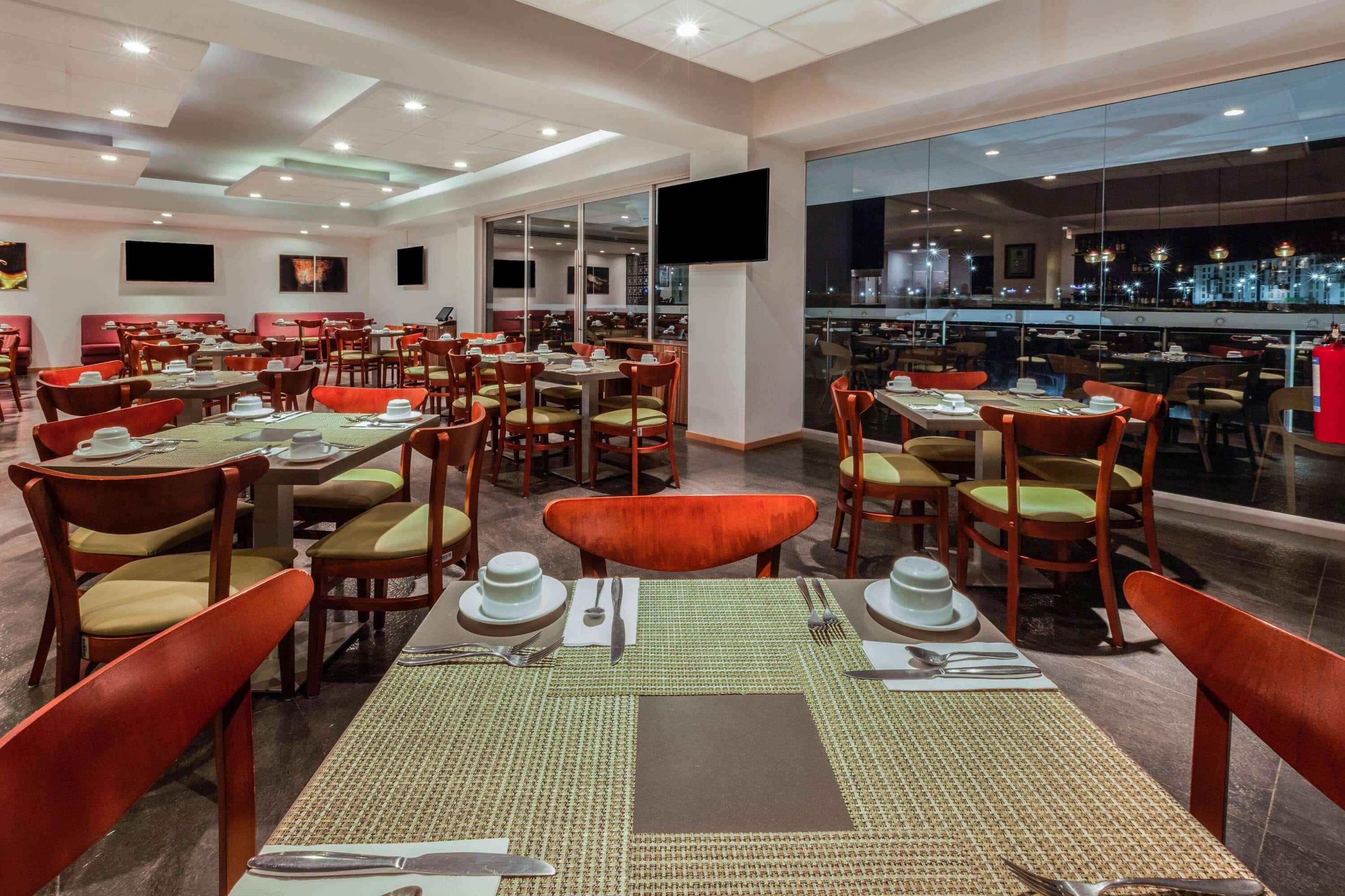 Отель La Quinta By Wyndham San Jose Chiapa Puebla Экстерьер фото