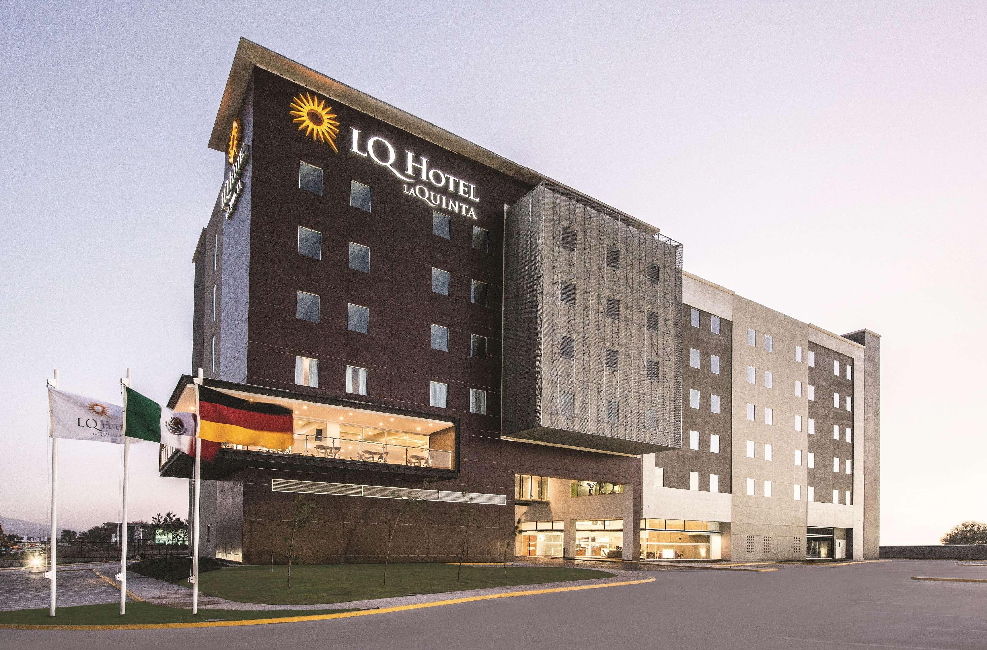 Отель La Quinta By Wyndham San Jose Chiapa Puebla Экстерьер фото